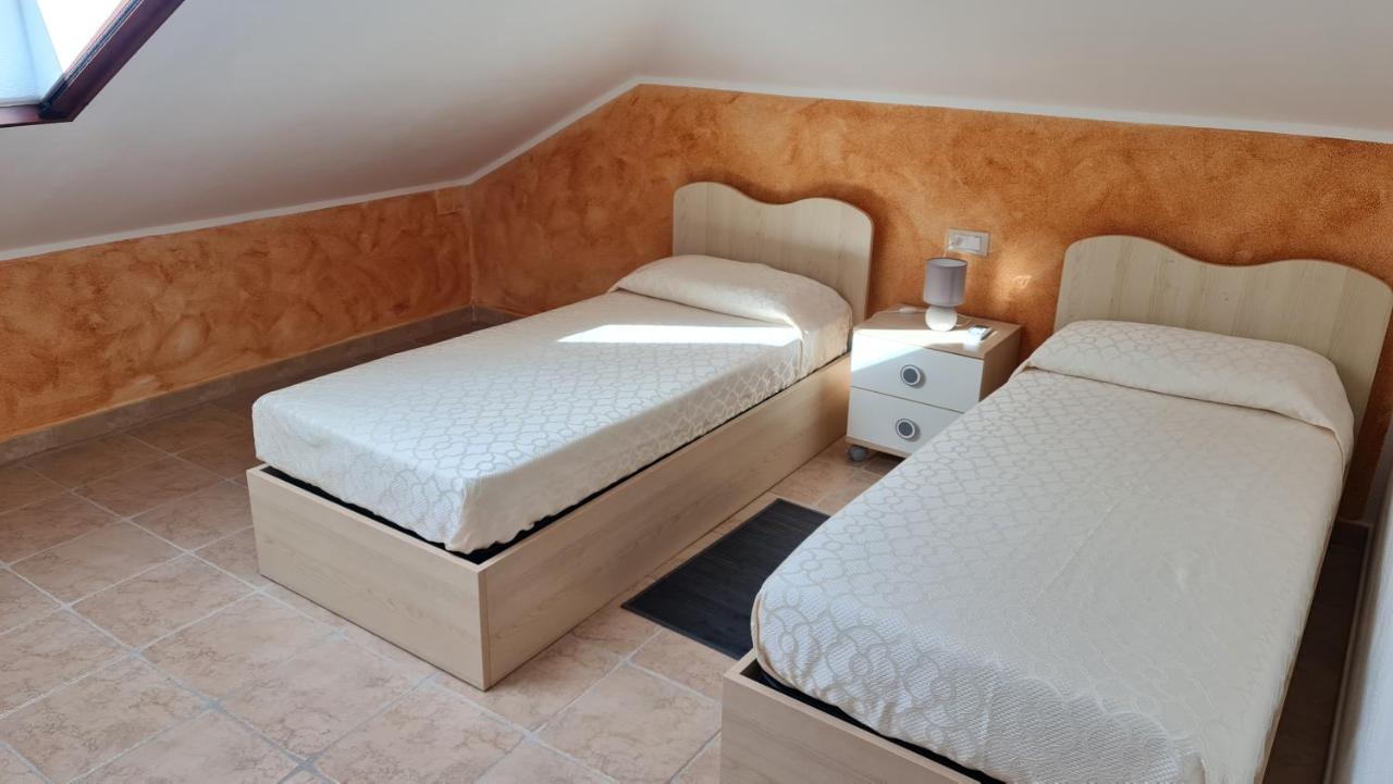 Vivi. Piscina, Idro, Giardino E Condizionatore Villa