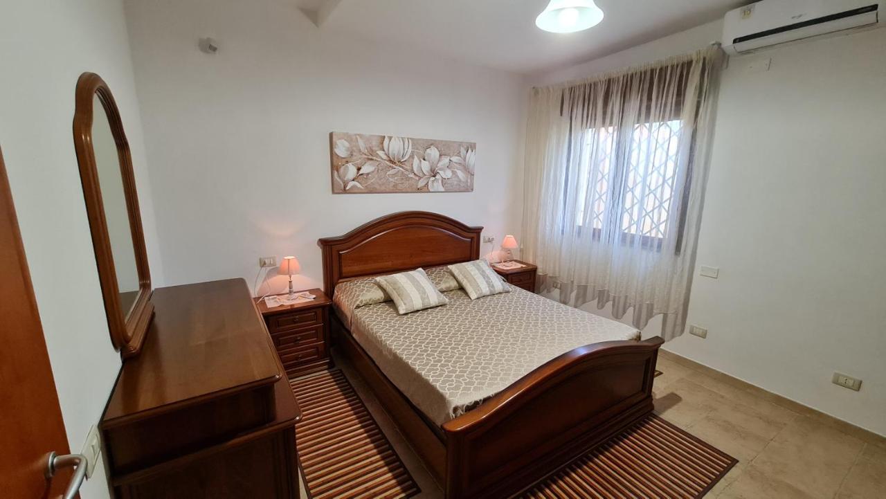 Vivi. Piscina, Idro, Giardino E Condizionatore Villa Capitana